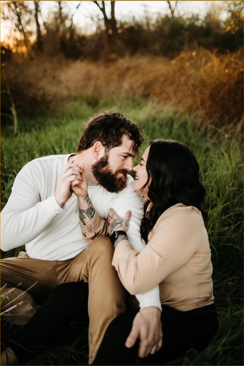 Michigan Based - Motherhood and maternity photographer.