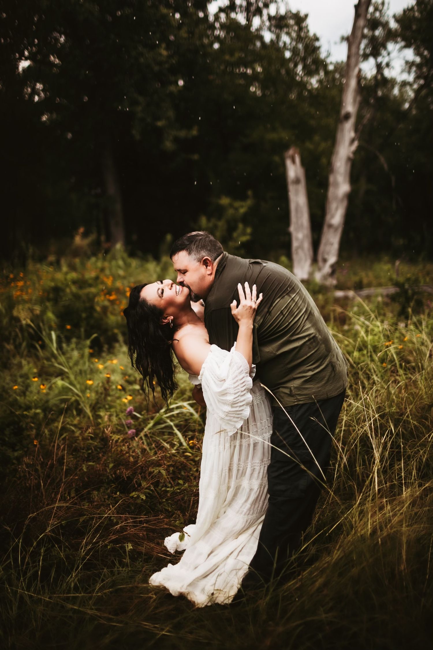 Michigan Based - Motherhood and maternity photographer.