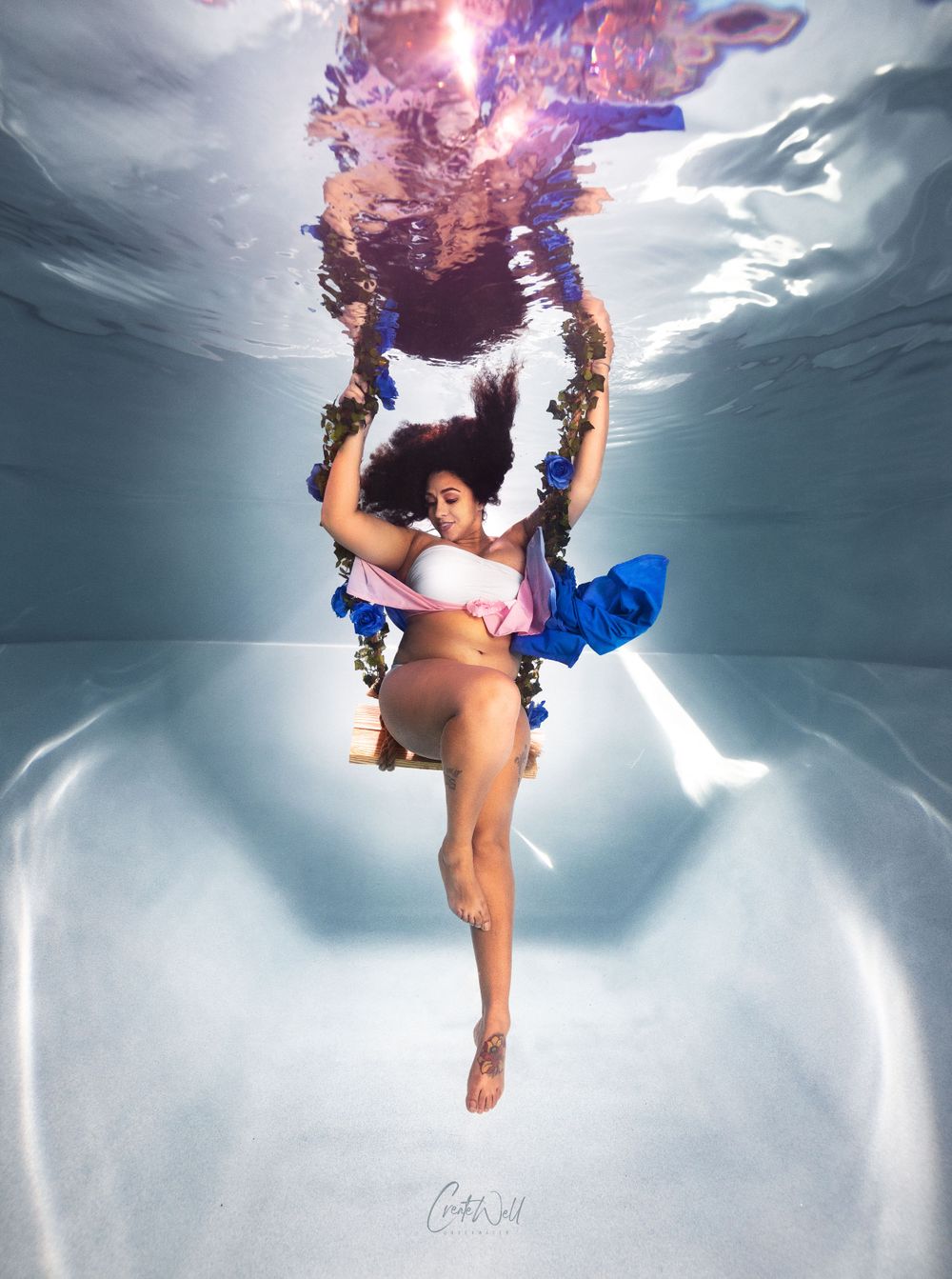 Underwater Maternity Flower Swing