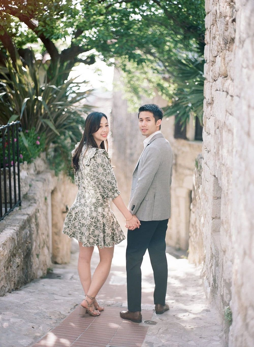 engagement session in Eze france