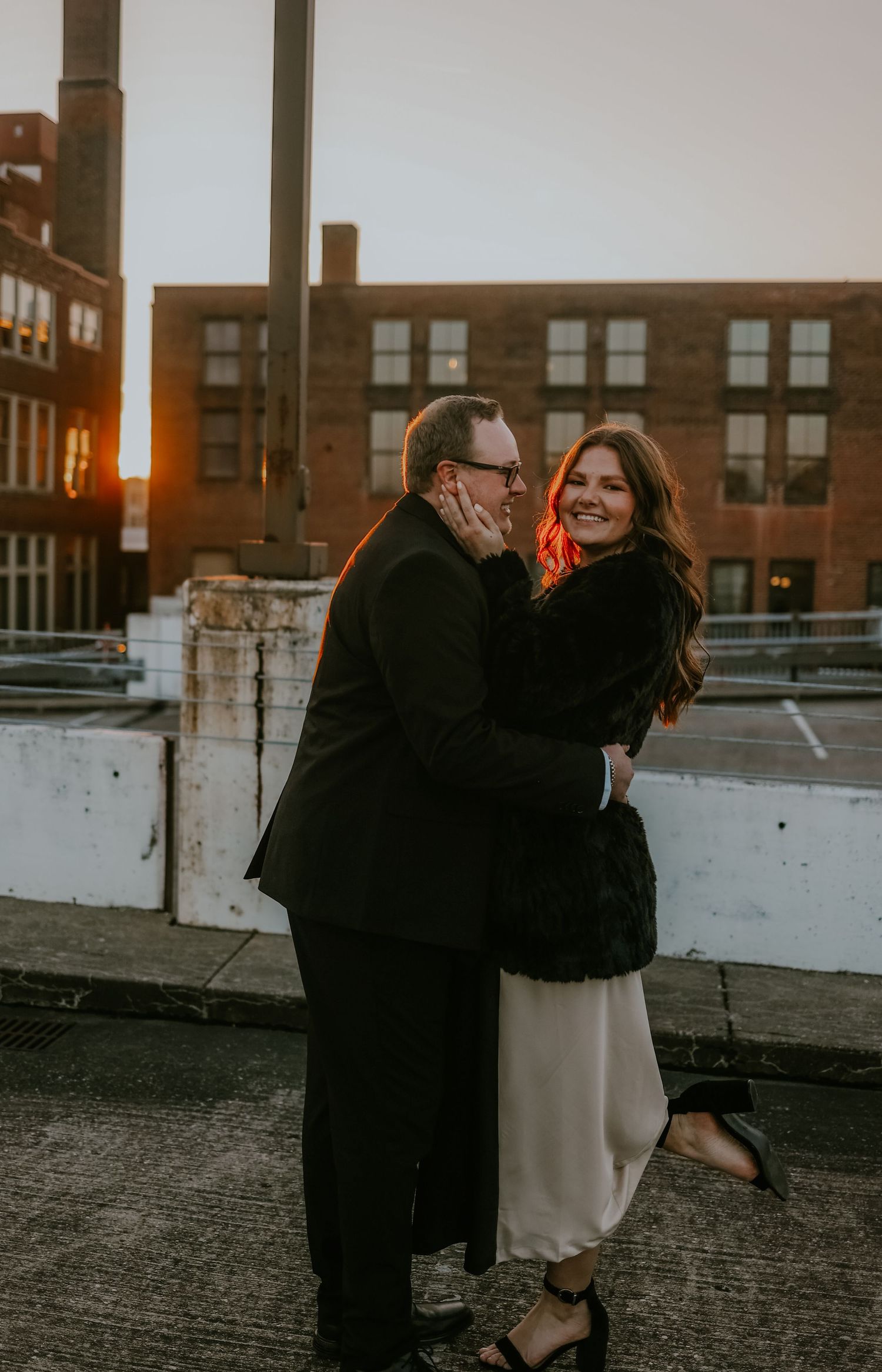 Photo Ideas for Engagement Locations in Cincinnati Ohio
