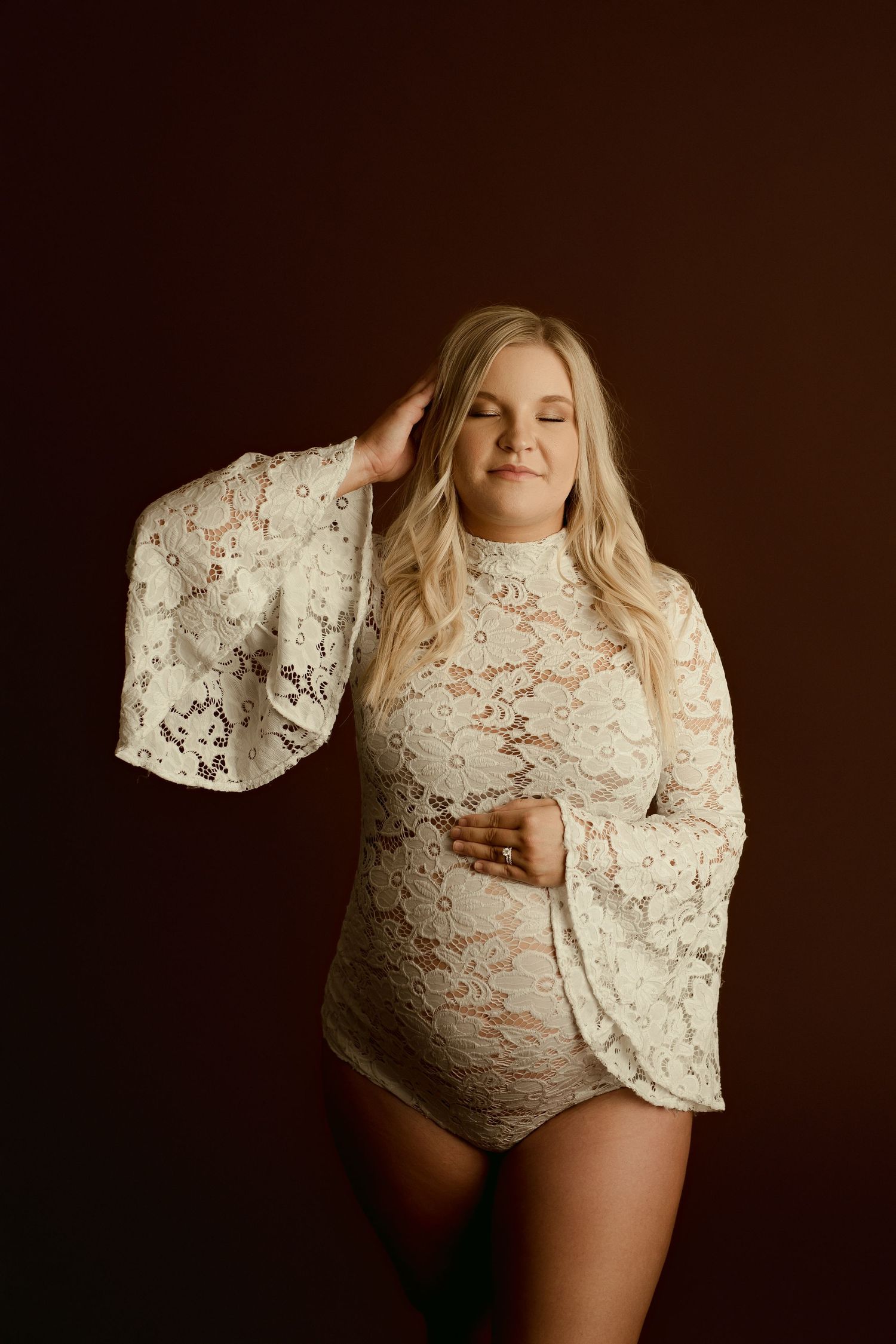 maternity portraits Wichita, maternity photography near me, professional pregnancy photoshoot