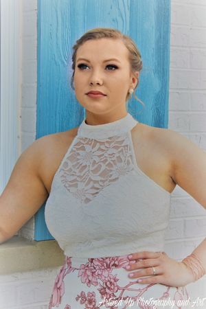 Wedding Photographer, Equine Event, Second Shooter in East Tennessee, TN, near Chattanooga, TN and North GA area. Prom
