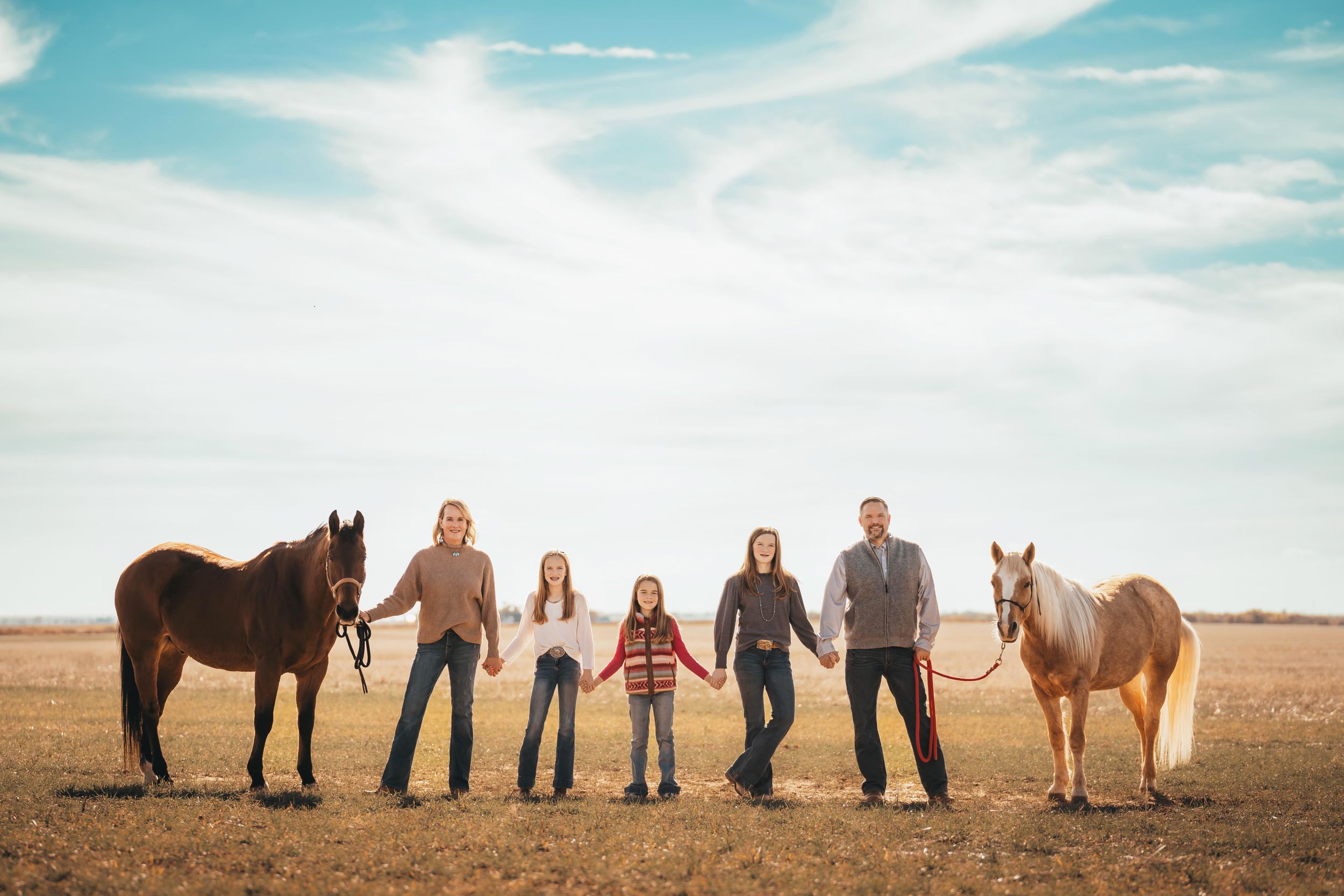 Altus Oklahoma horse family photoshoot session pet animal portrait eye, beautiful skies, open field, Lawton, Country Road OK