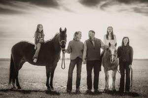 Altus Oklahoma horse family photoshoot session pet animal portrait eye, beautiful skies, open field, Lawton, Country Road OK