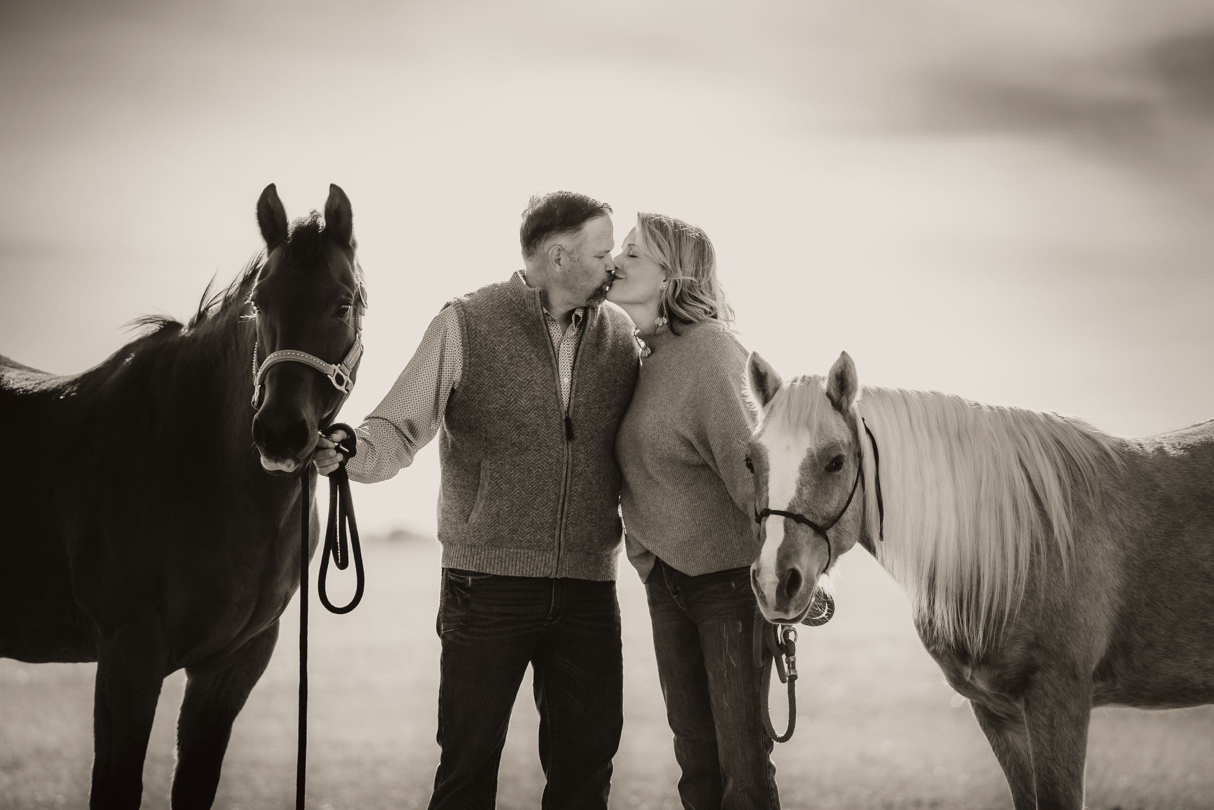 Altus Oklahoma horse family photoshoot session pet animal portrait eye, beautiful skies, open field, Lawton, Country Road OK