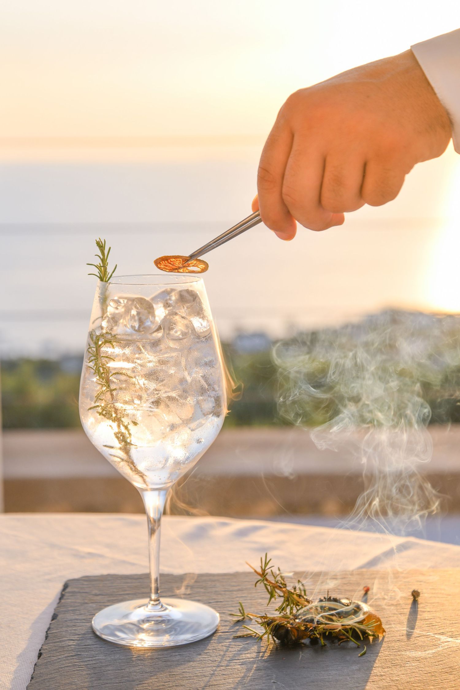 Tenuta c'est la vie - Forio d'Ischia - Il Gin Tonic affumicato