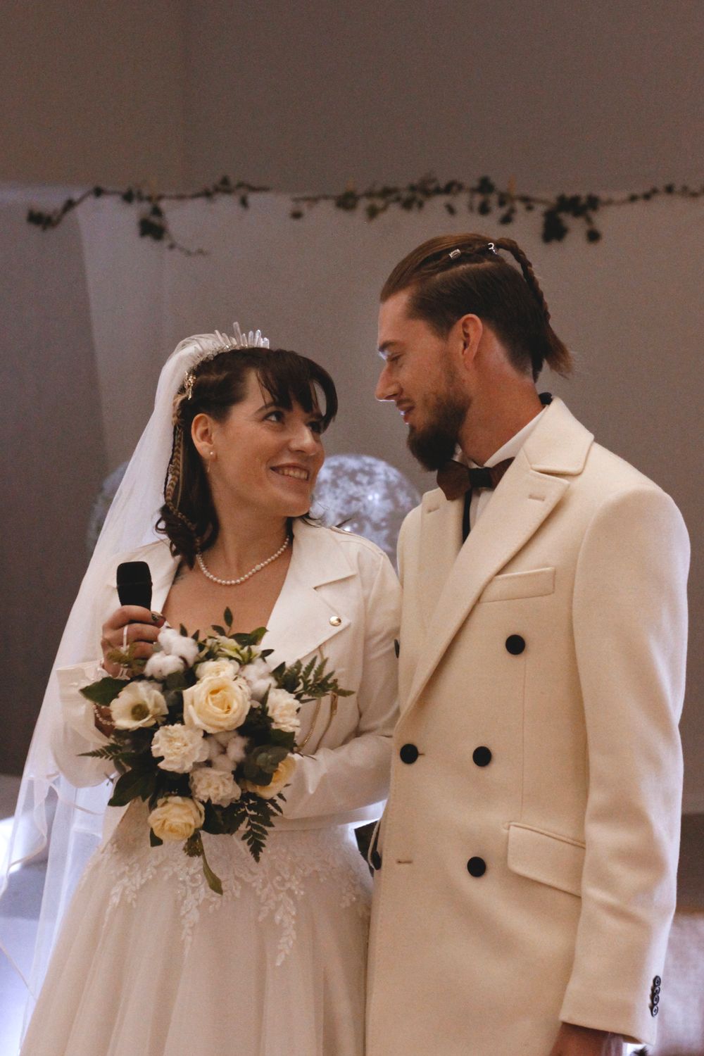 Photographie d'un mariage par Chaemi Studio, photographe à Montpellier. Mariage à thème hivernal et celtique.