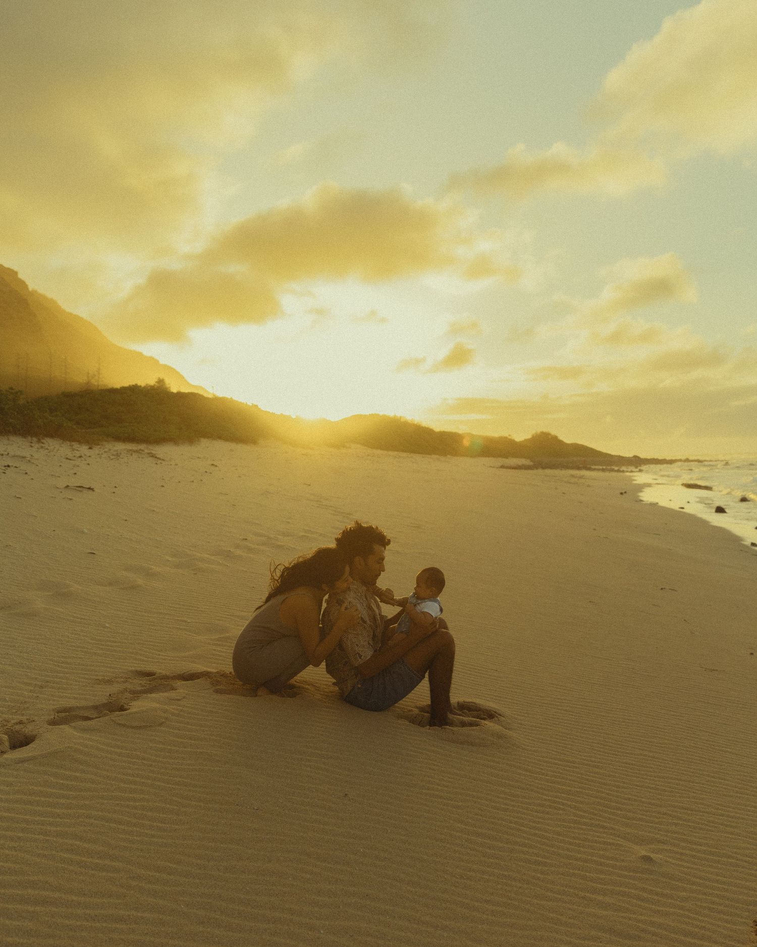 o'ahu photographer, o'ahu videographer, hawai'i photographer, hawai'i videographer, travel photographer, cinematic photo