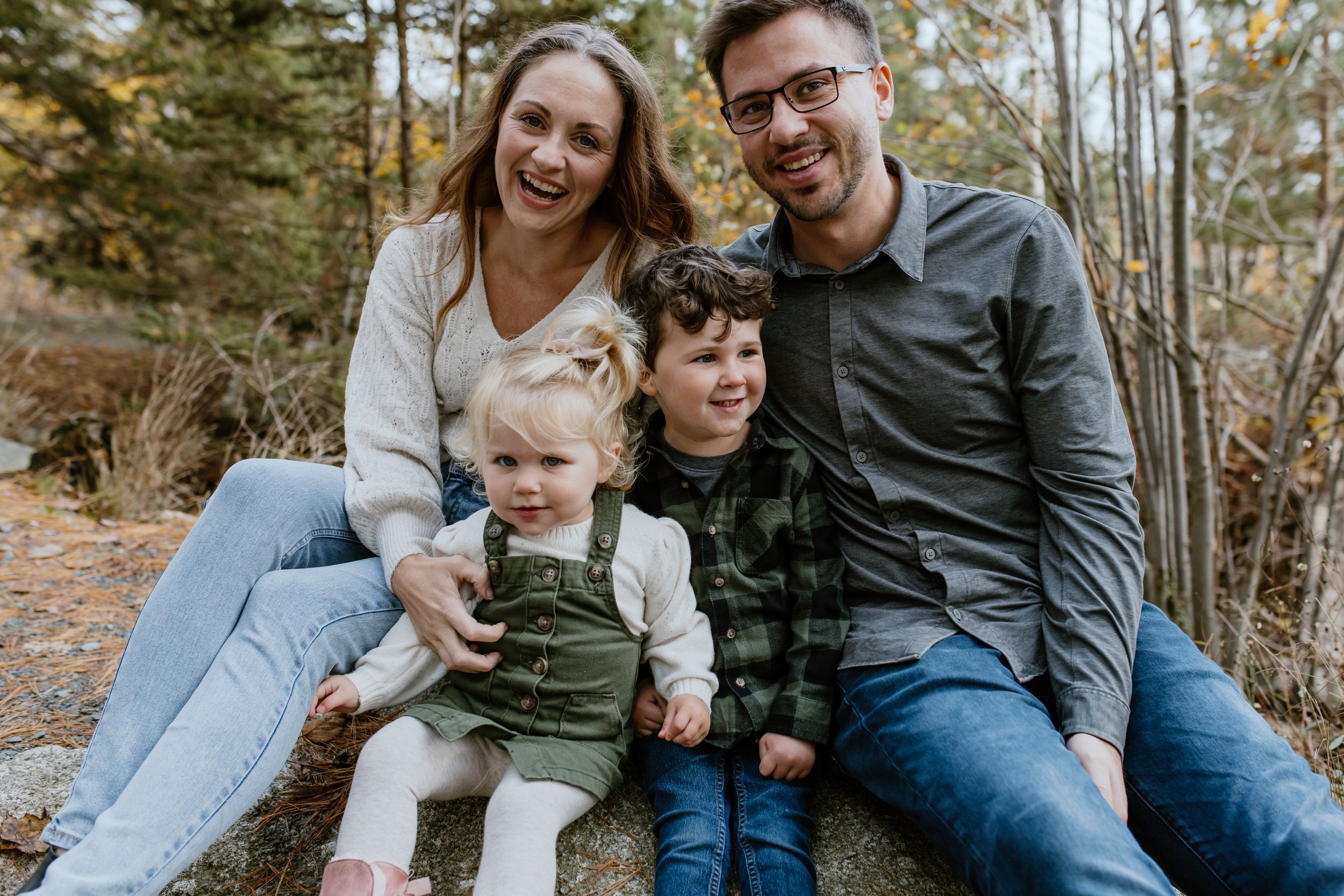 Family Fall Mini Session at Frog Pond Park, Halifax, Nova Scotia - Charlotte Buckle Photography