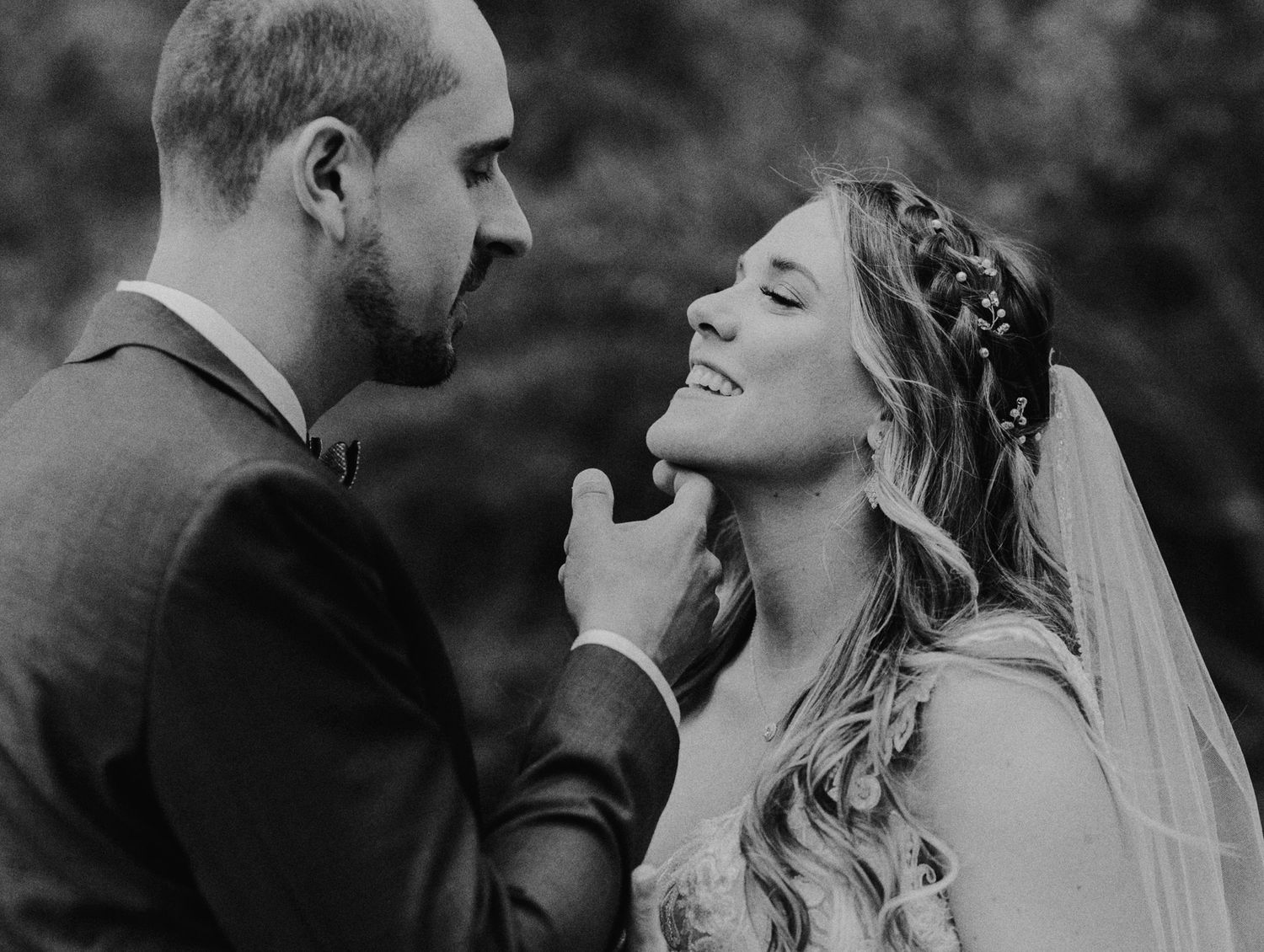 E Noelle Photography in-home wedding in Hidden Hills Los Angeles, bride and groom laughing together