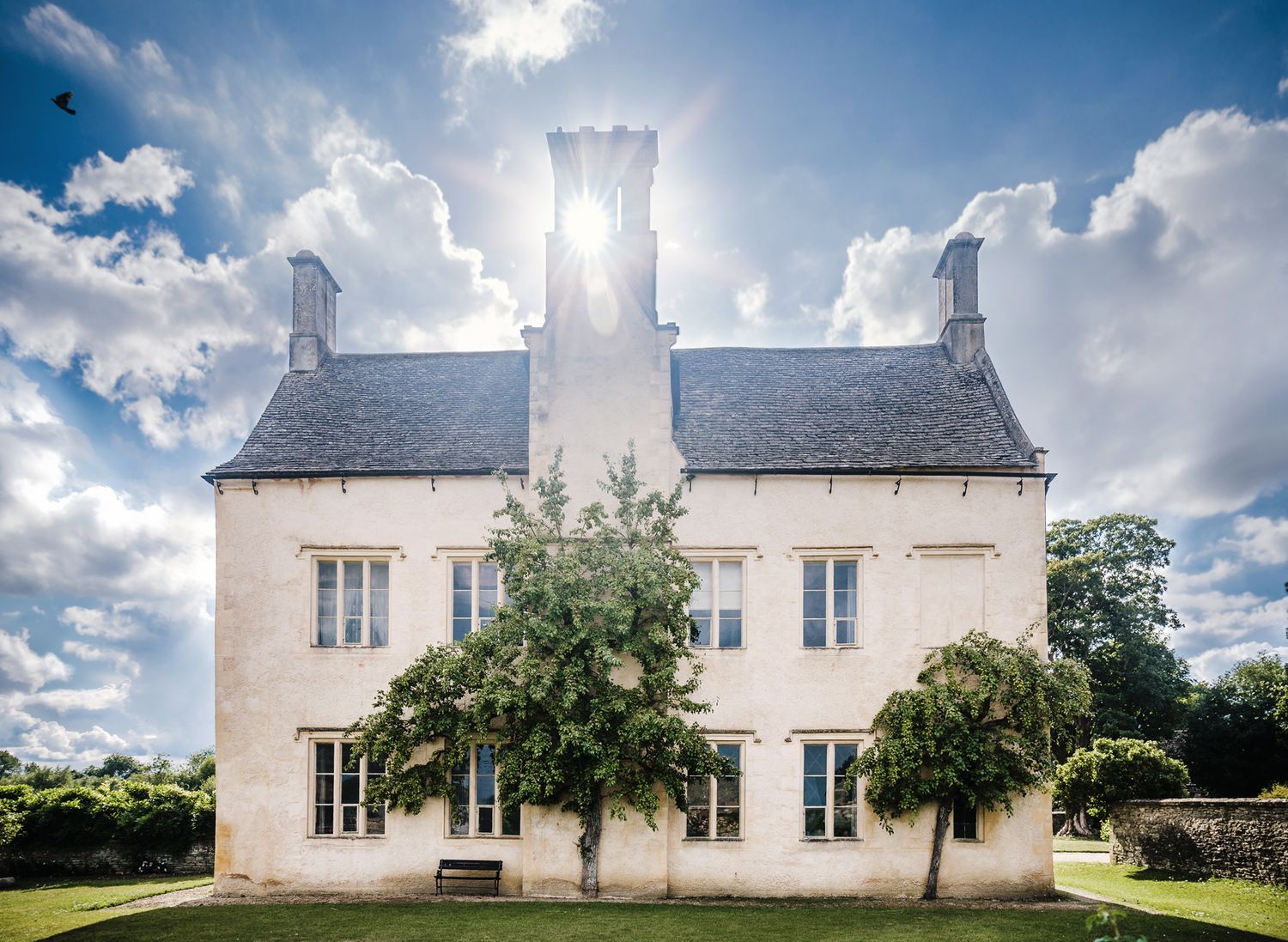 https://www.cogges.org.uk/weddings-other-hire   utterly charming wedding venue