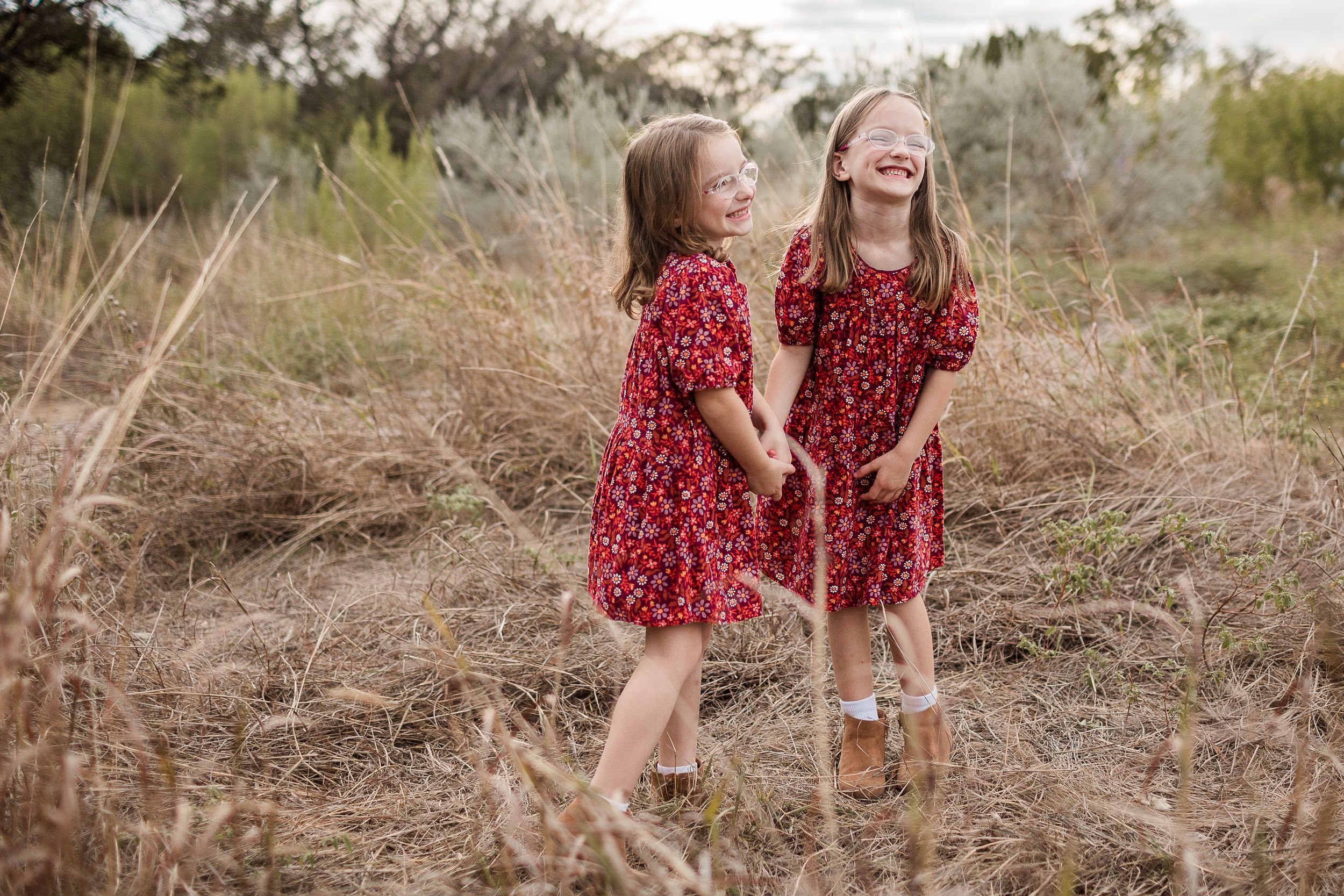Contact and book the best San Antonio family photographer! Five Star Rating. Victoria grace photography