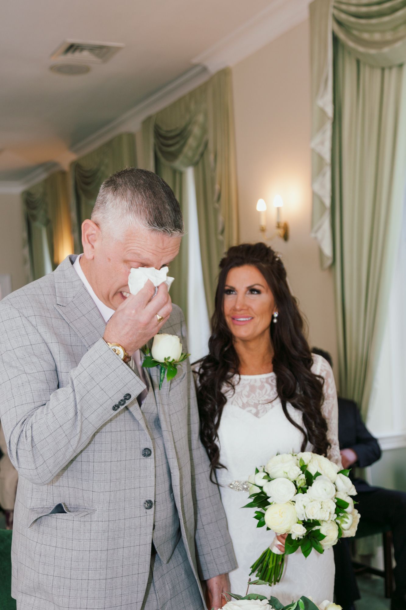 Hampshire's award-winning wedding photographer creating stunning visual narratives.