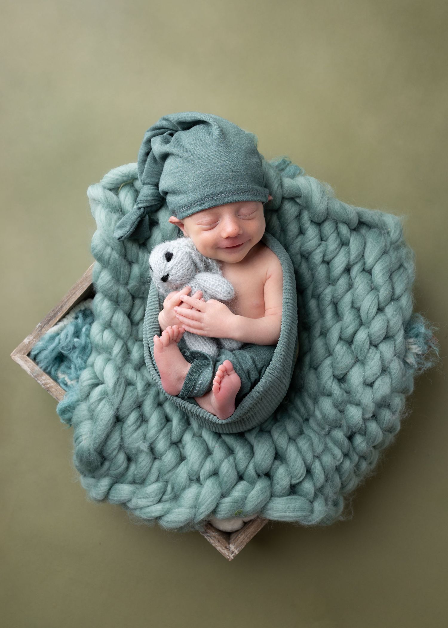 Newborn Photographer Tampa Bay, FL
