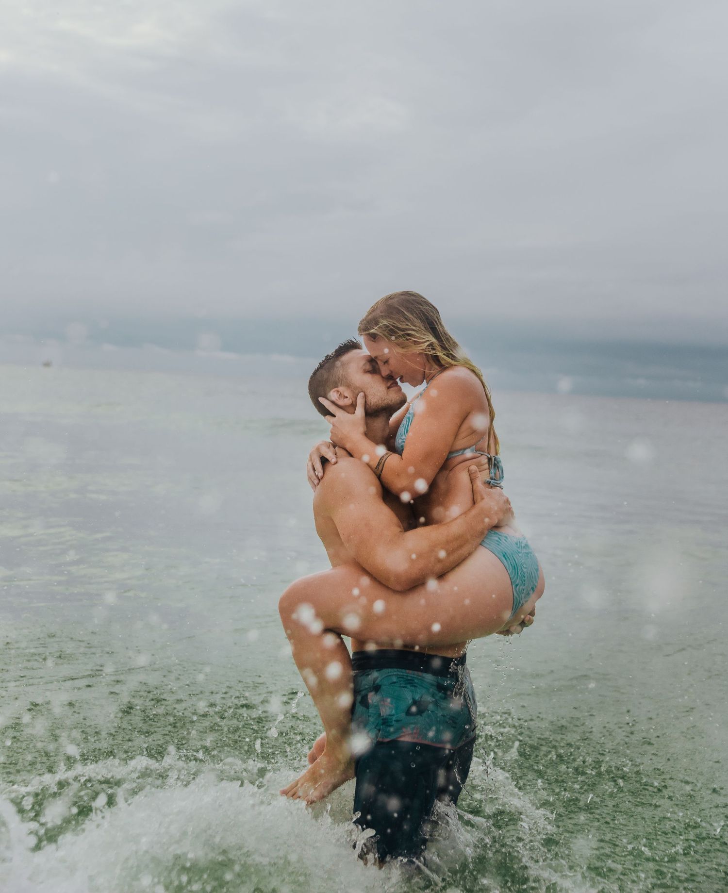 Romantic Couples Photoshoot. Couples Beach Photography in Gulf Shores, Alabama