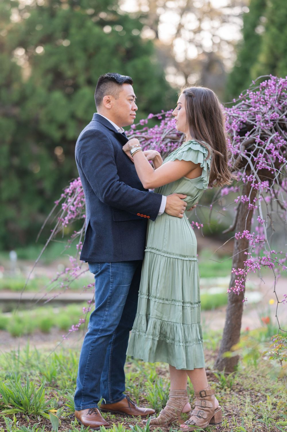 wedding photographer, engagement photographer, bride, Huntsville weddings, Huntsville Botanical Gardens, just engaged