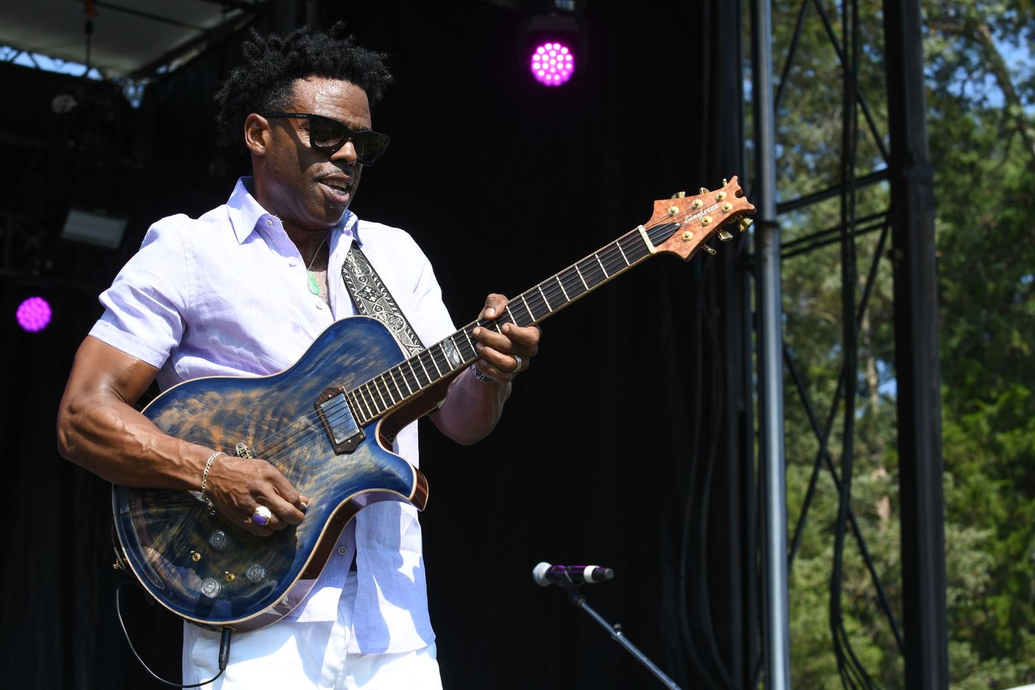 Norman Brown performing at the Richmond Jazz Music Festival