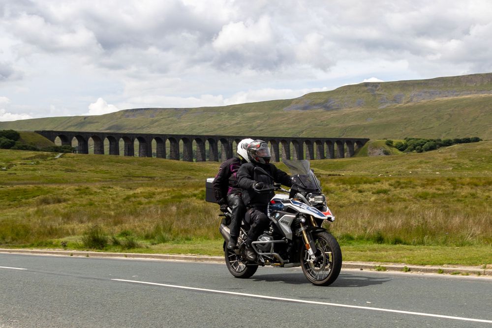 Ribblehead B6255 - Roadrunnerpics.com -Roadside Motorcycle Photography