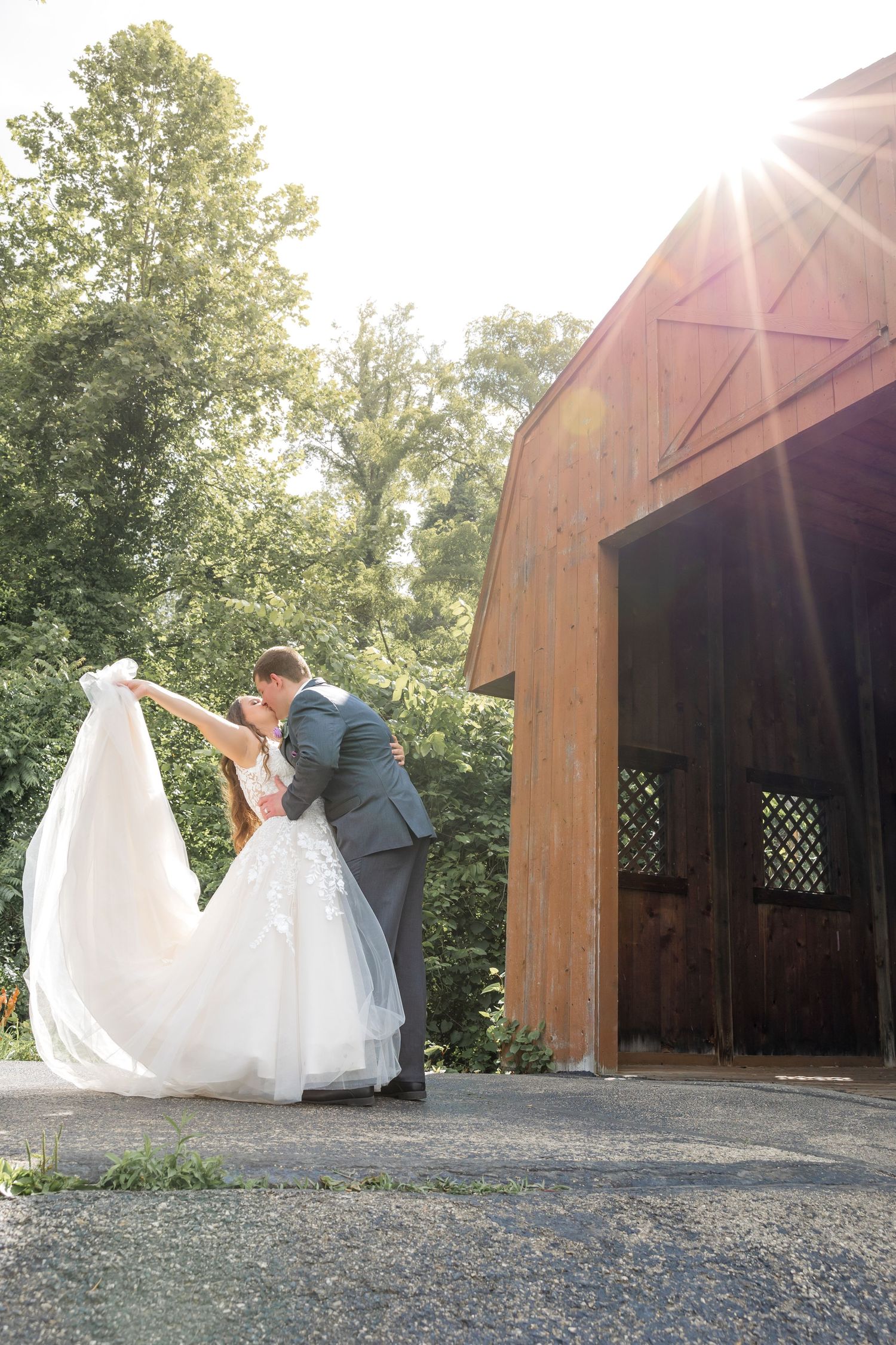 wedding photos Indian lake