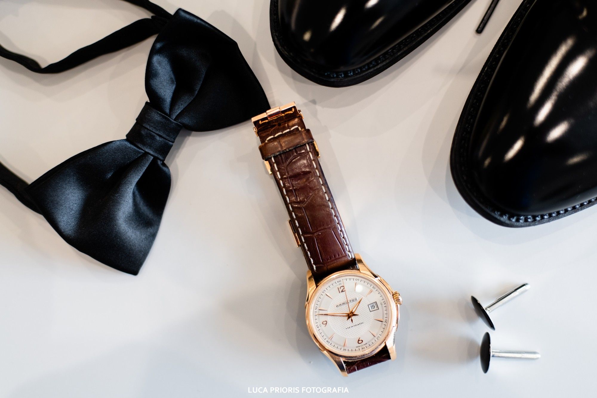 papillon scarpe orologio e gemelli dello sposo