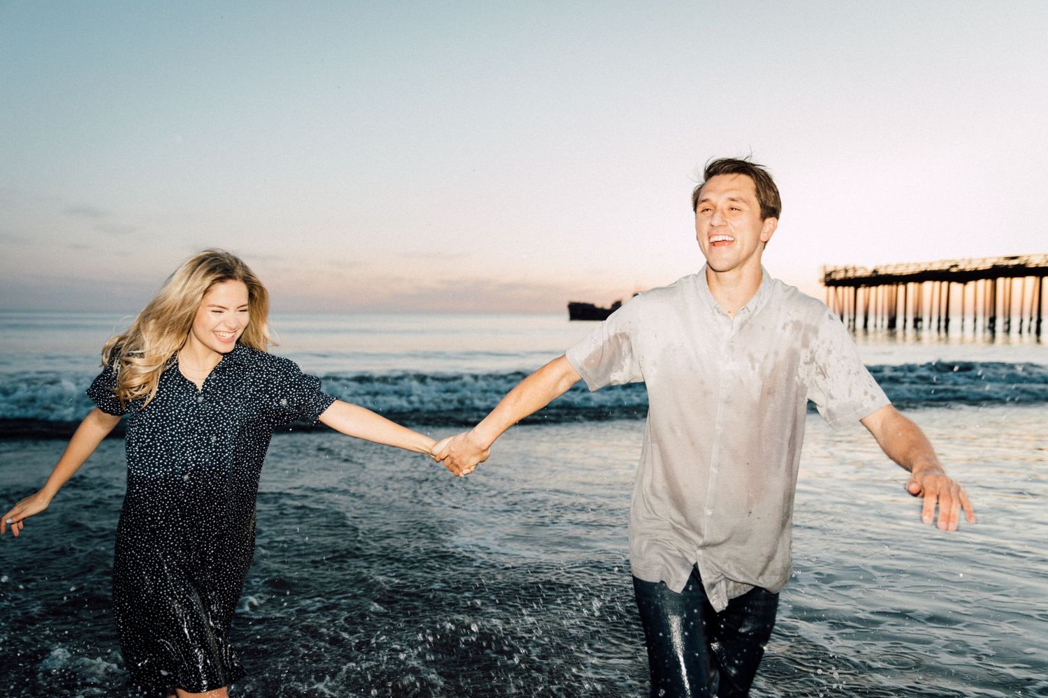 flash-photography-beach-santa-cruz-engagement-film-aesthetic-editorial-vibe