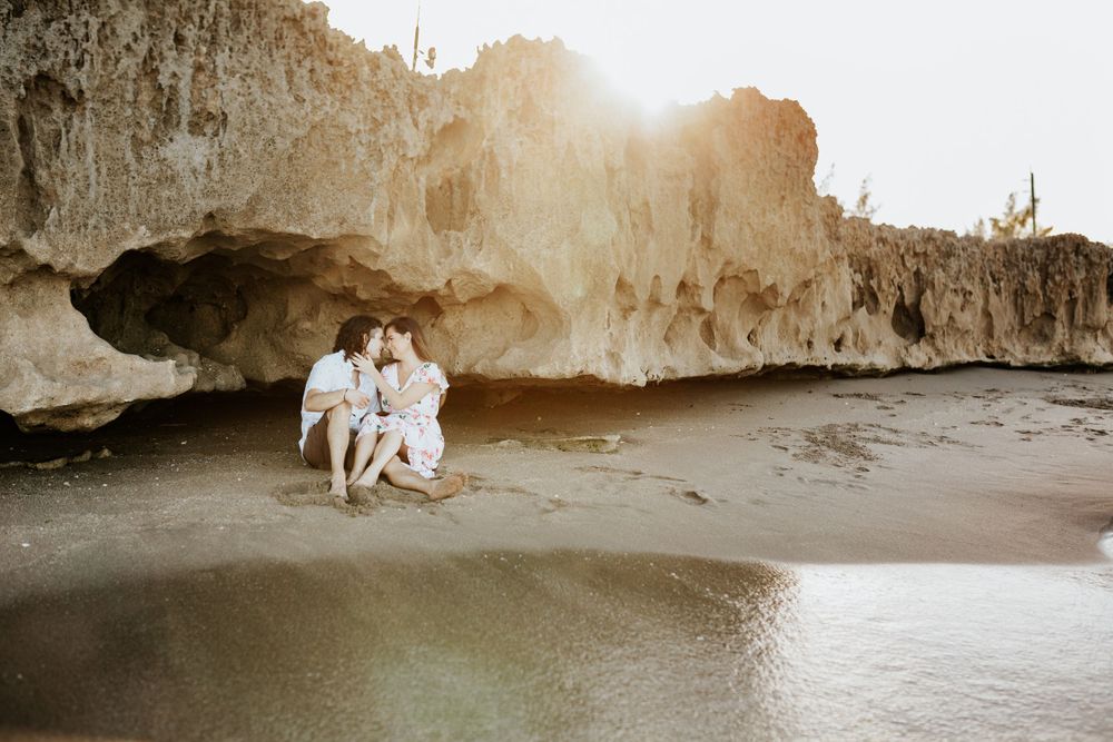 Treasure Coast Stuart Florida Photographer for weddings engagement photoshoot intimate couples adventurous sunset Beach