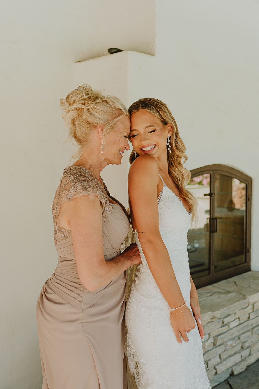 Oahu Wedding Photographer, Hawaii Wedding Photographer,Oahu Elopement Wedding Photographer,North Shore Oahu Photographer