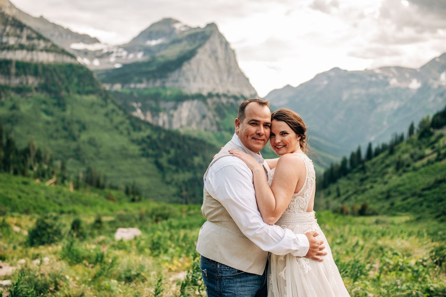 couple getting married at Big Bend in glacier national park