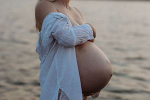empowering maternity photoshoot in Shrewsbury of a pregnant mum in her third trimester shot by India Foxx photography