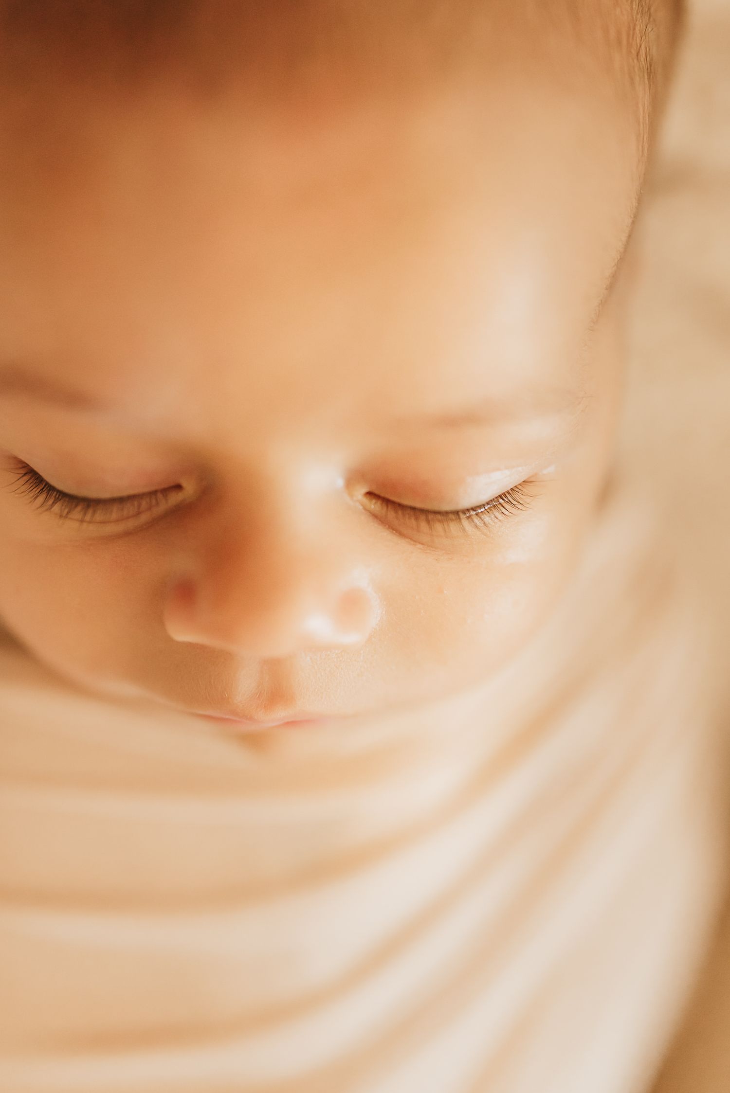 newborn session in cincinnati