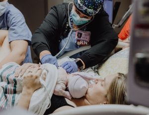 Oklahoma birth photography, hospital, newborn session, labor and delivery, motherhood