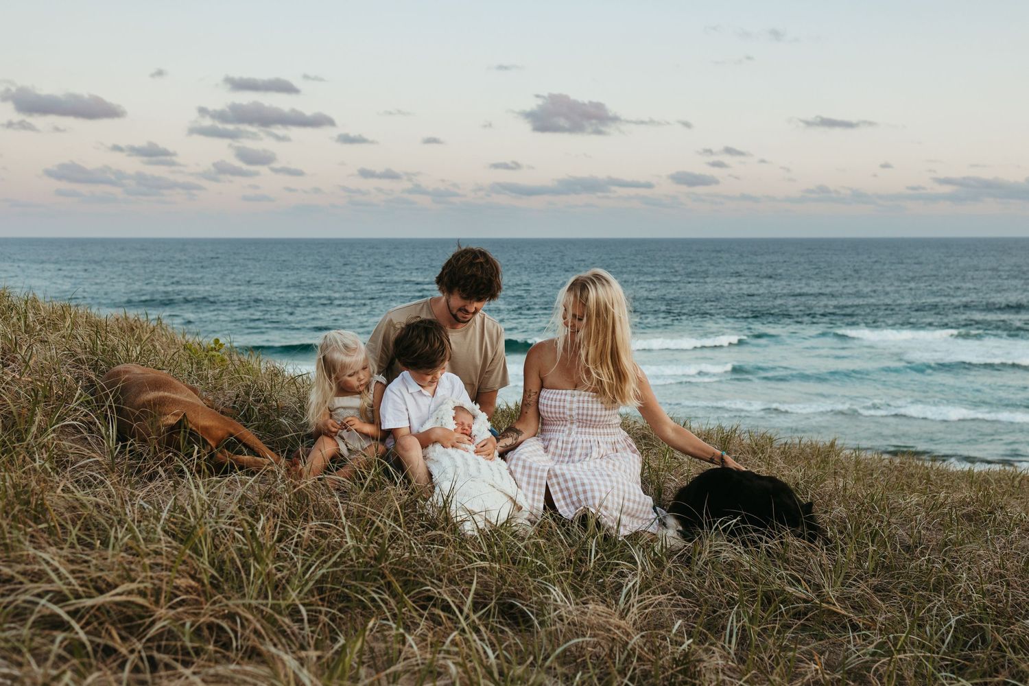 Newborn Baby and family at Newborn family Photoshoot in Lake Macquarie, Newcastle, Hunter Valley, New South Wales