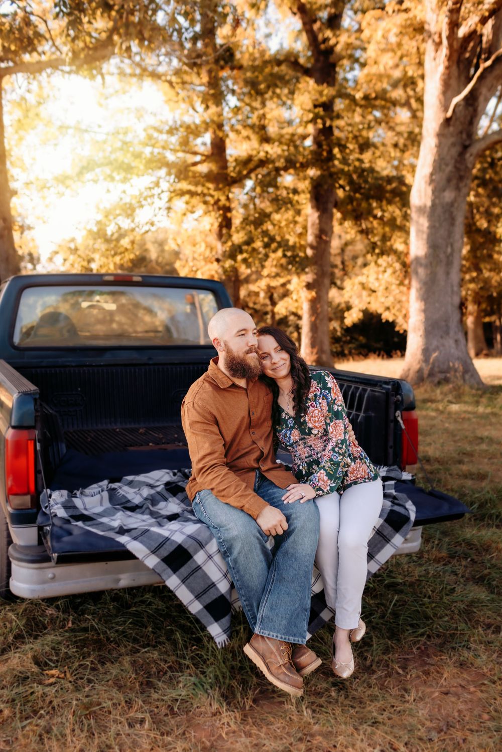 Cozy couples session in Lincolnton NC with earthy tones