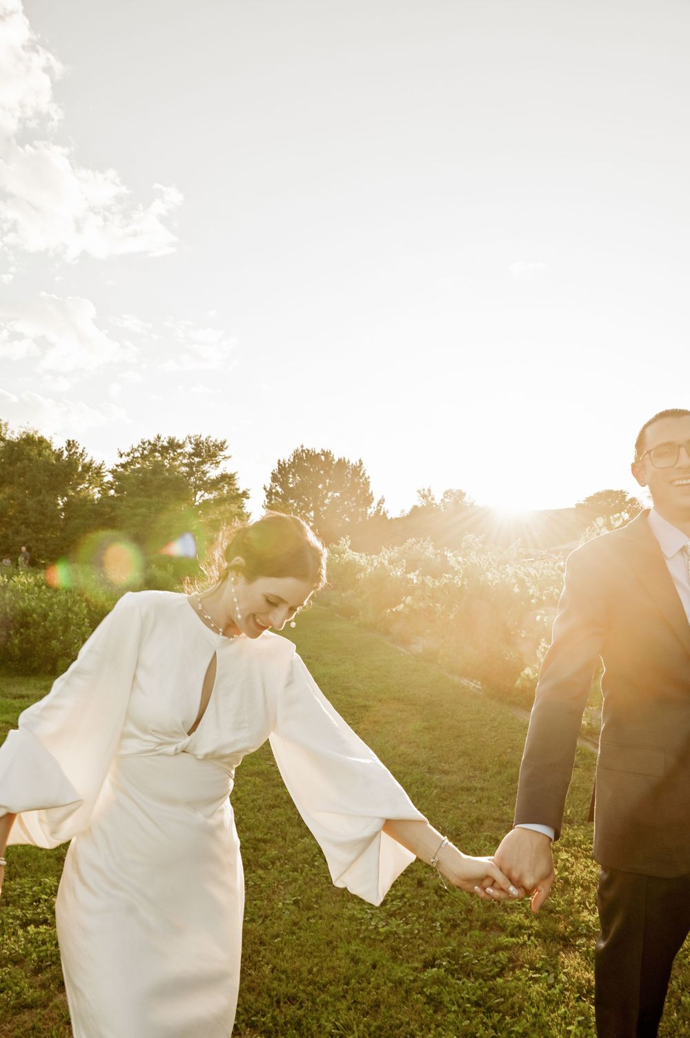 Vineyard romantic wedding in Fort Collins at Sweetheart Winery