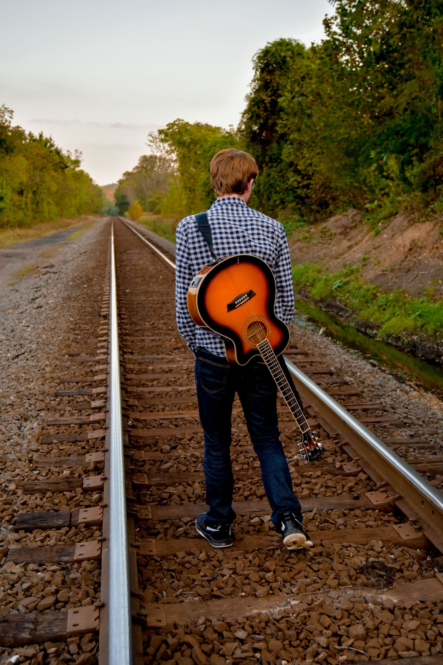 senior portrait Pittsburgh guitar