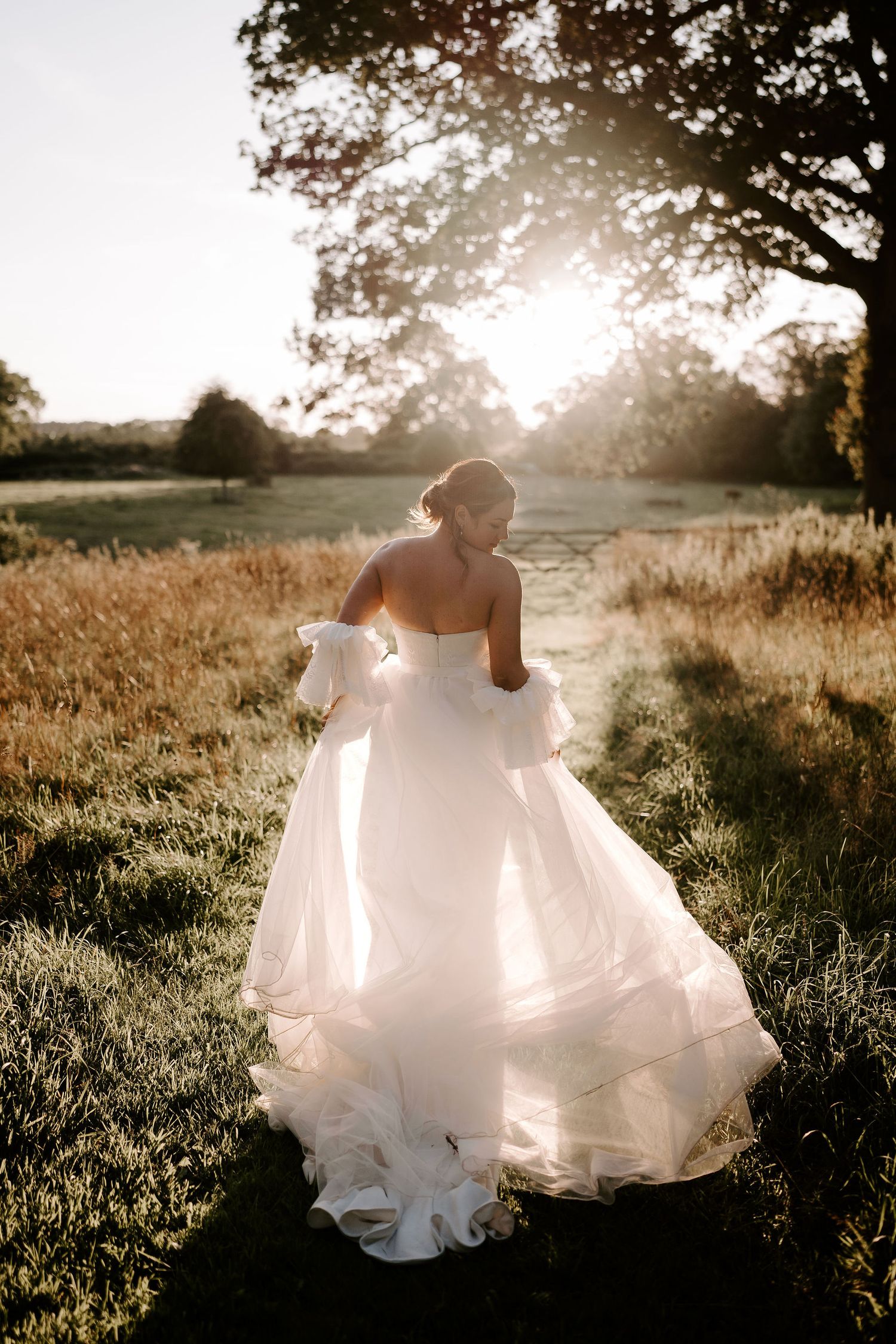 Somerset-pennard-house-wedding-bride-sunset