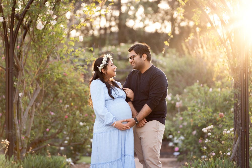 Parramatta Park Rose garden maternity photo session Sydney