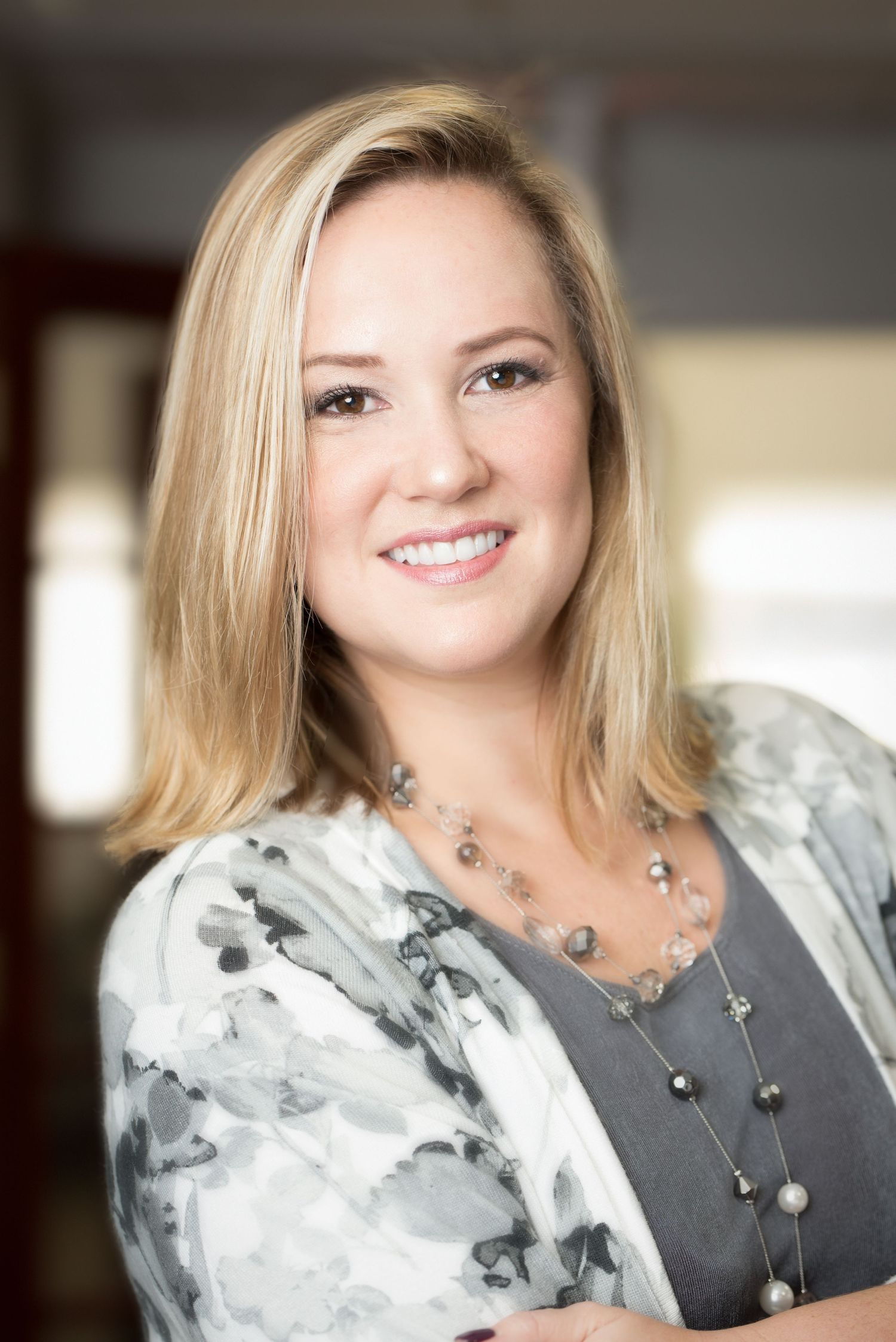 headshot & portrait photography studio