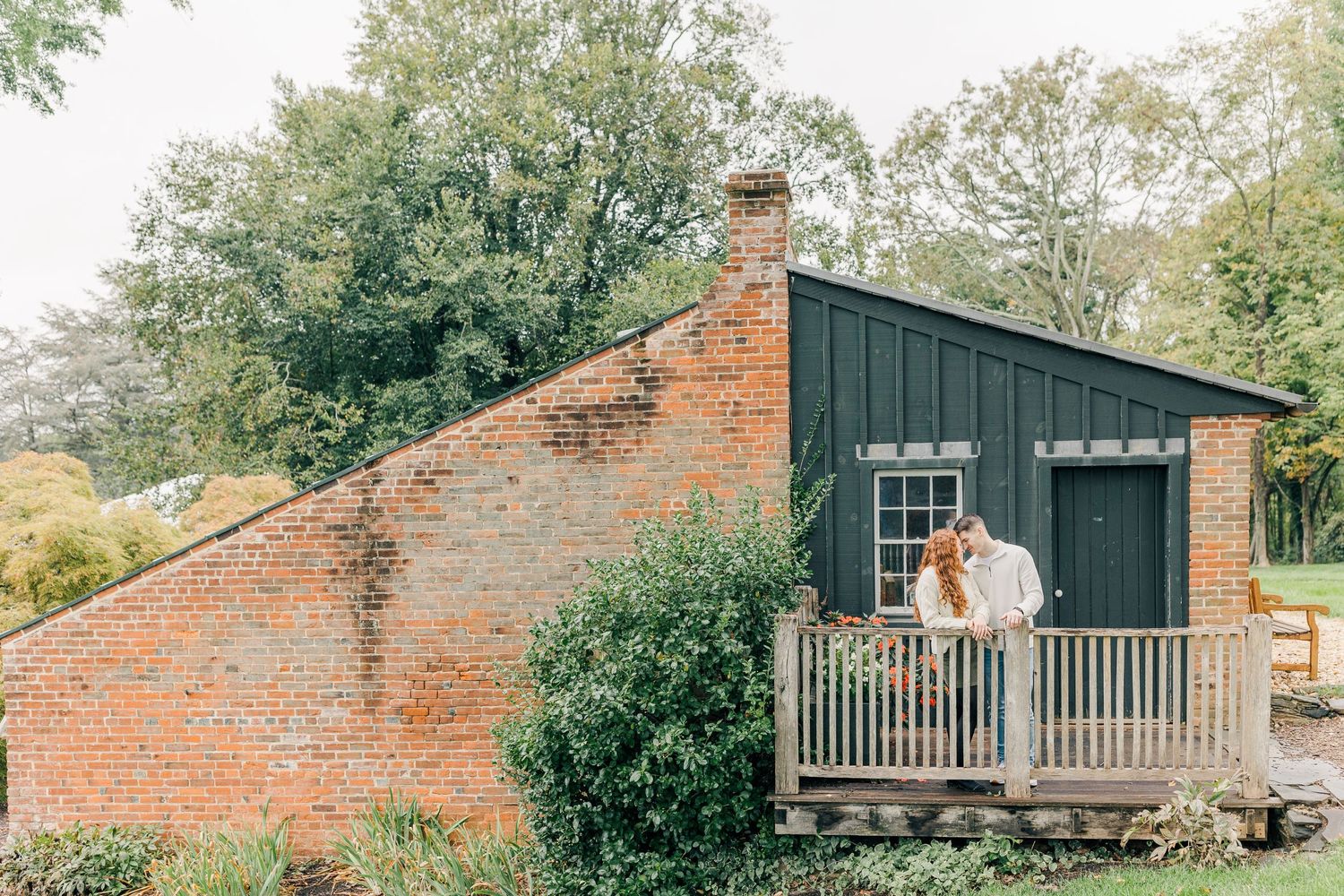 OATLANDS HISTORIC HOUSE LEESBURG VIRGINIA ENGAGEMENT PICTURES