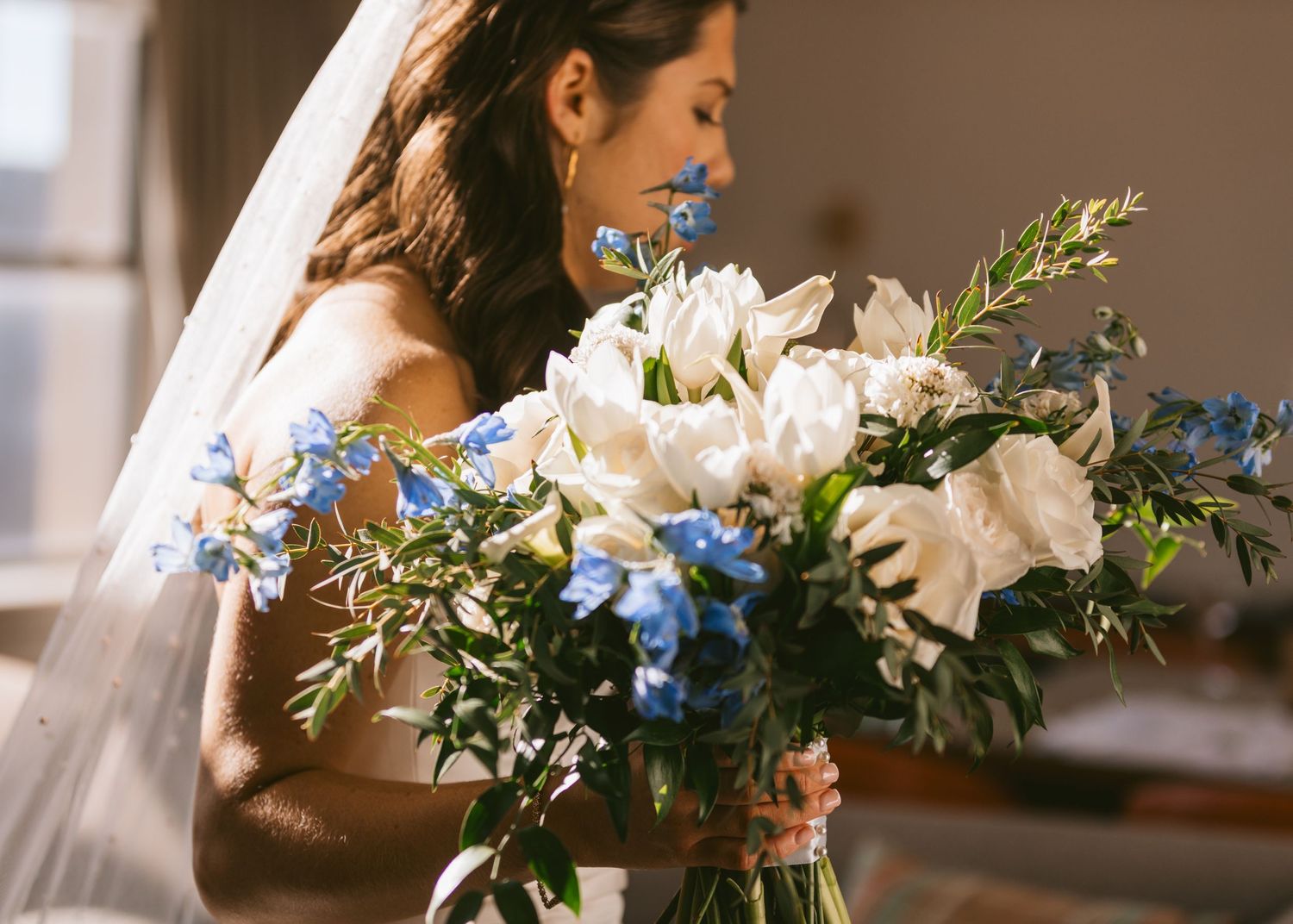Richmond Virginia wedding photography videography Philadelphia bride bridal paper and gold weddings Emily Butz photo
