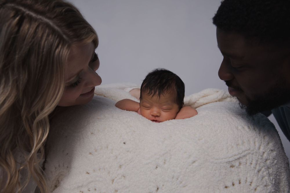 Luna's Newborn Shoot in studio | Niagara Photography | Welland Photography | St. Catharines Photography
