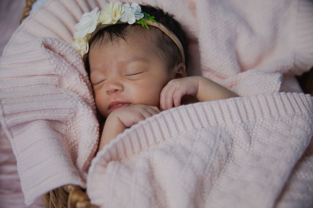 Luna's Newborn Shoot in studio | Niagara Photography | Welland Photography | St. Catharines Photography