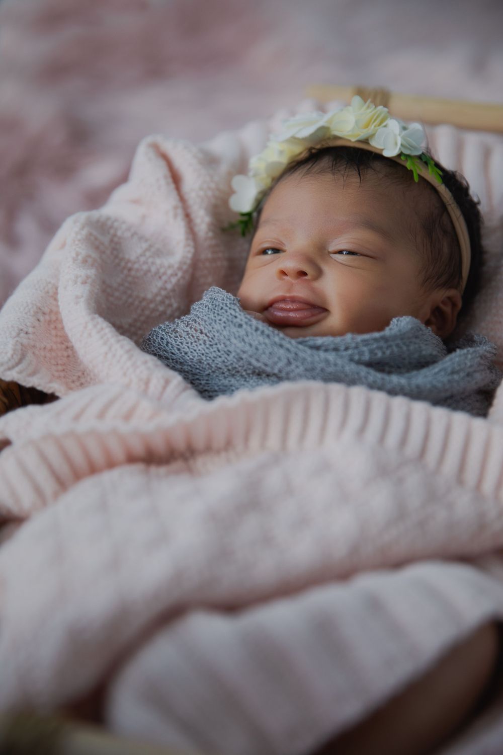 Luna's Newborn Shoot in studio | Niagara Photography | Welland Photography | St. Catharines Photography