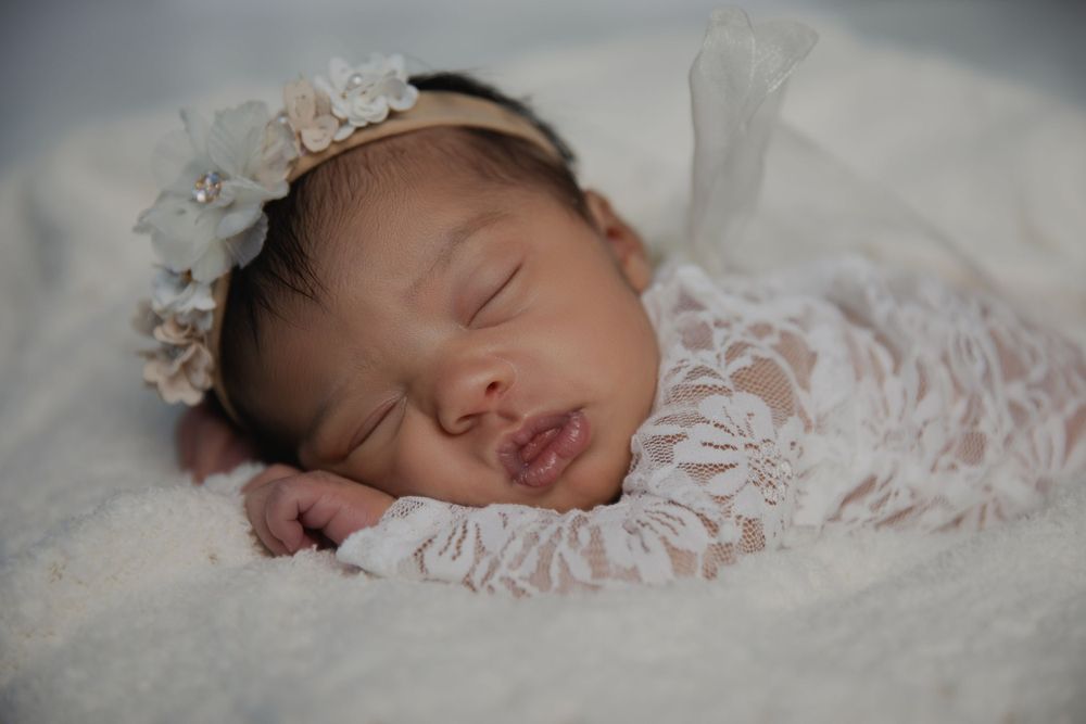 Luna's Newborn Shoot in studio | Niagara Photography | Welland Photography | St. Catharines Photography