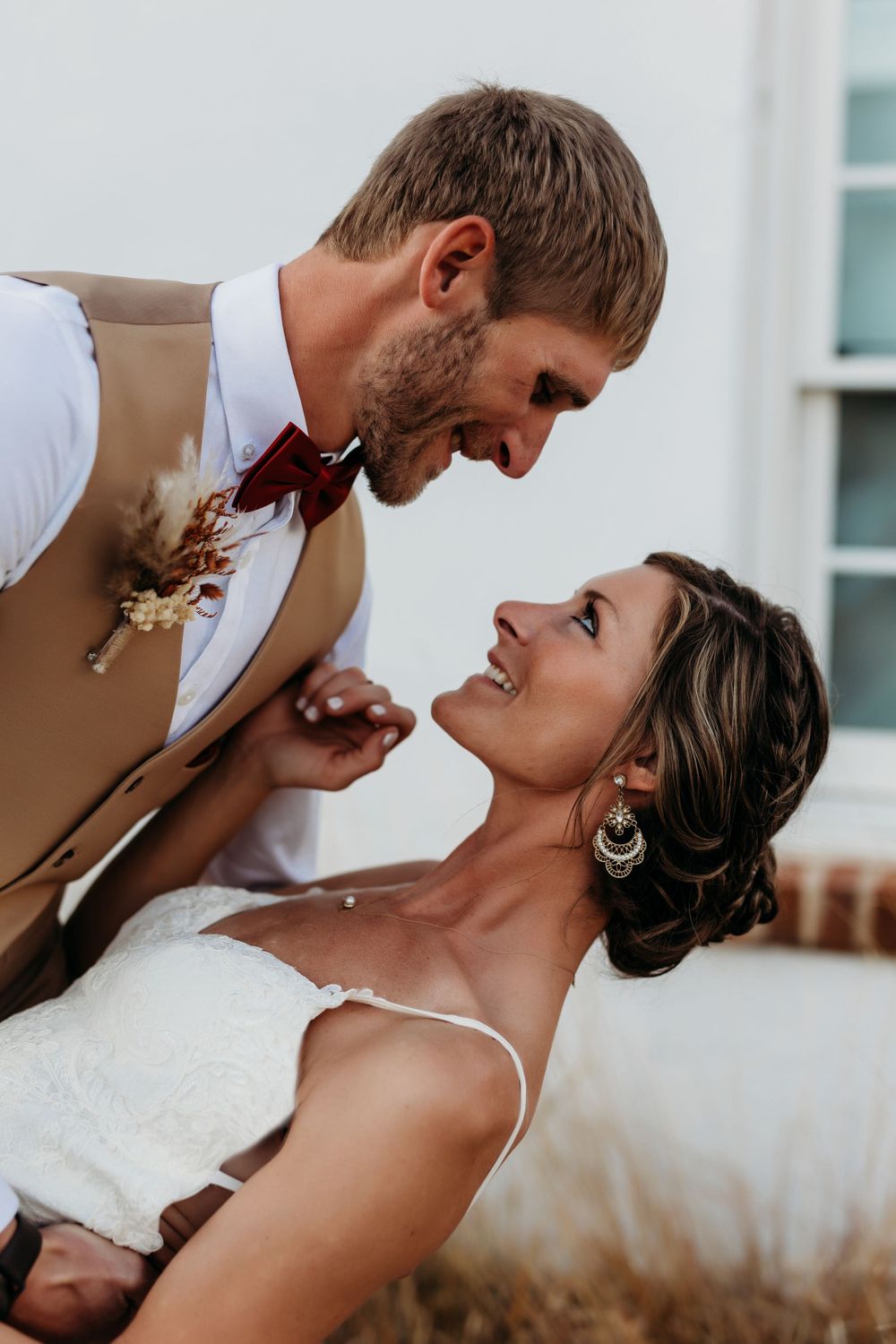 wedding in Amana Iowa sage and ivy photography wedding photography Iowa corridor midwest millstream hotel