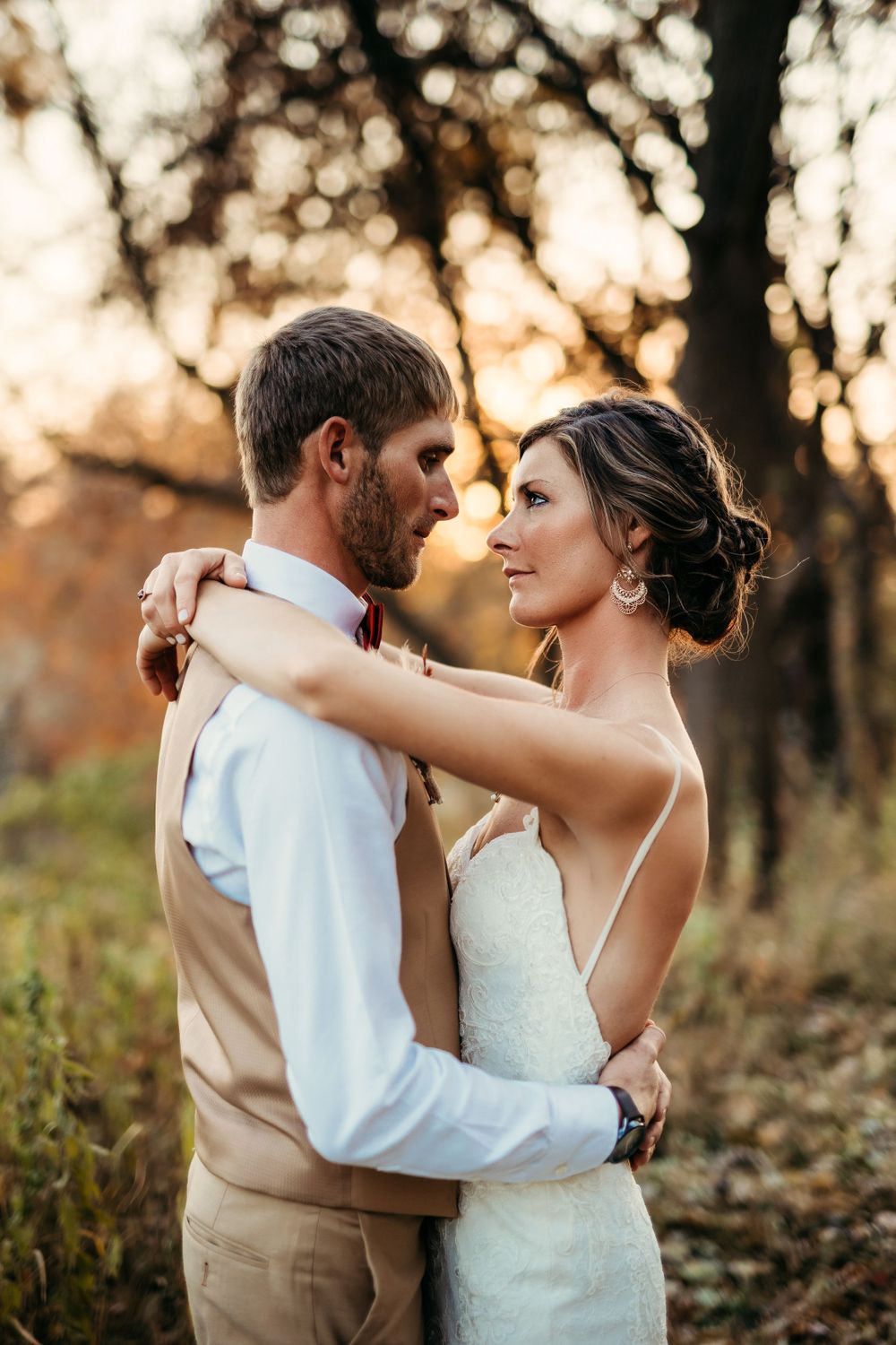 wedding in Amana Iowa sage and ivy photography wedding photography Iowa corridor midwest