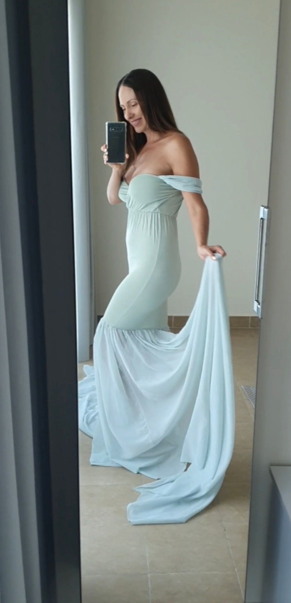 maternity dress client closet wardrobe dubai