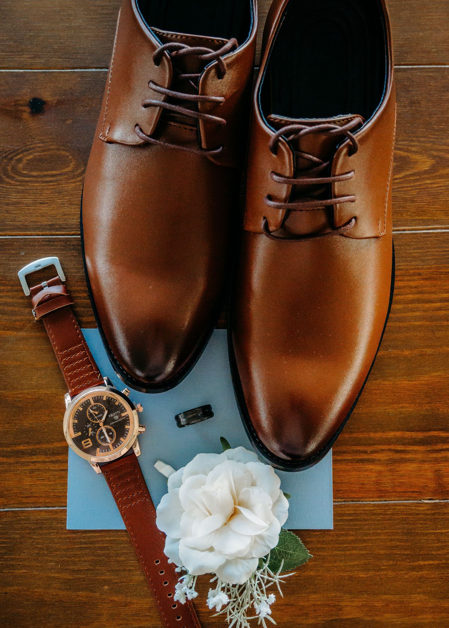 groom specific wedding flat lay