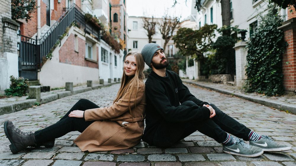 Paris engagement shoot with breathtaking views of the Eiffel Tower and Seine River